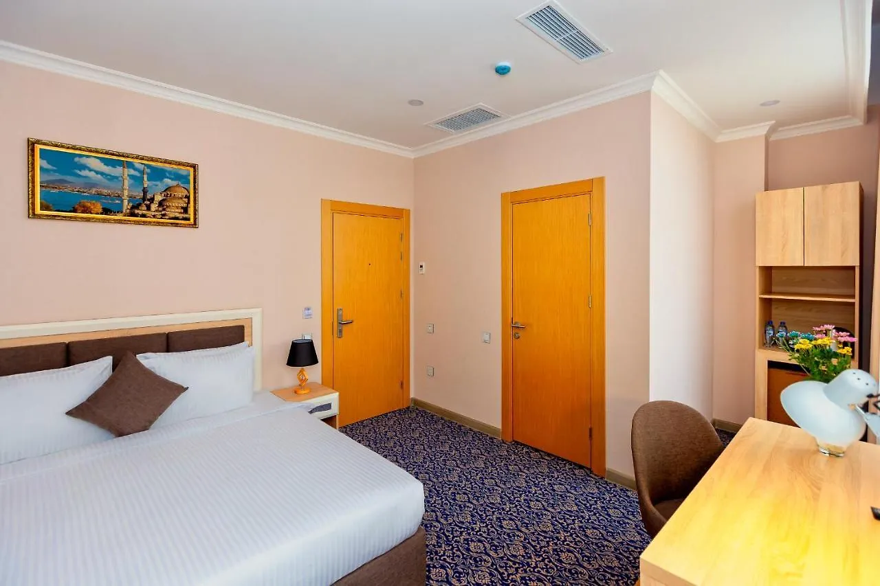 ****  Golden City Hotel Баку Азербайджан