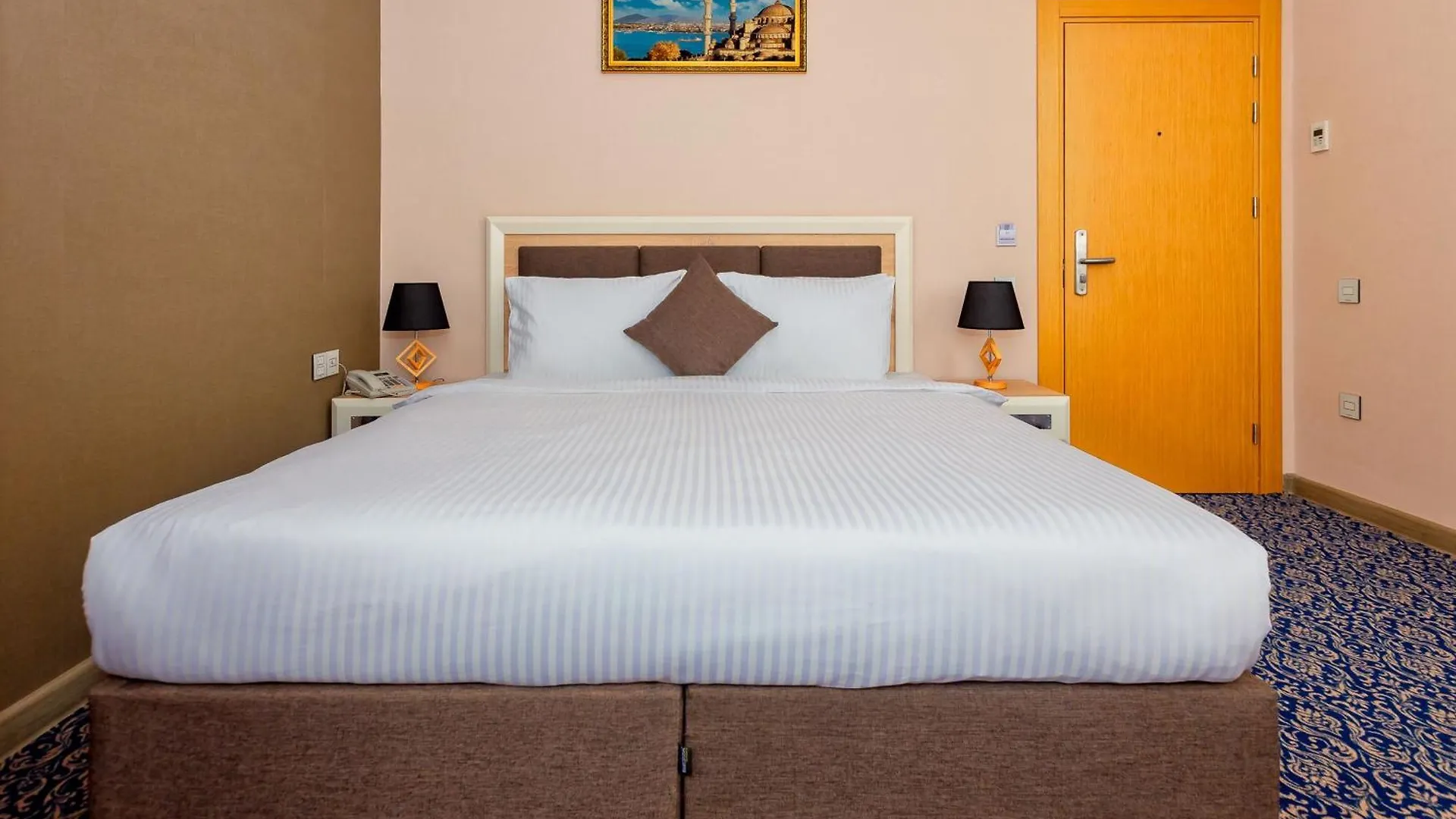 Golden City Hotel Баку Азербайджан